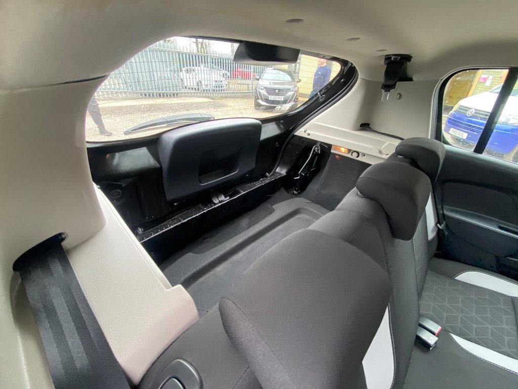 Used Dacia Sandero Stepway 2016 for sale - 78102746: Photo 49