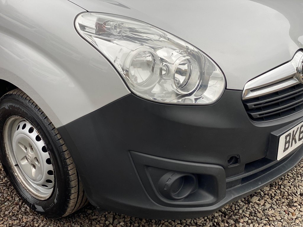 Used Vauxhall Combo 2018 for sale - 77631685: Photo 25