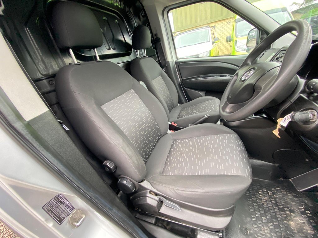 Used Vauxhall Combo 2018 for sale - 77631685: Photo 34