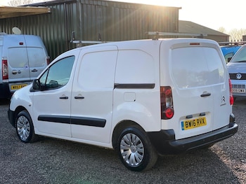 Used Citroen Berlingo 2016 for sale - 77080436: Photo