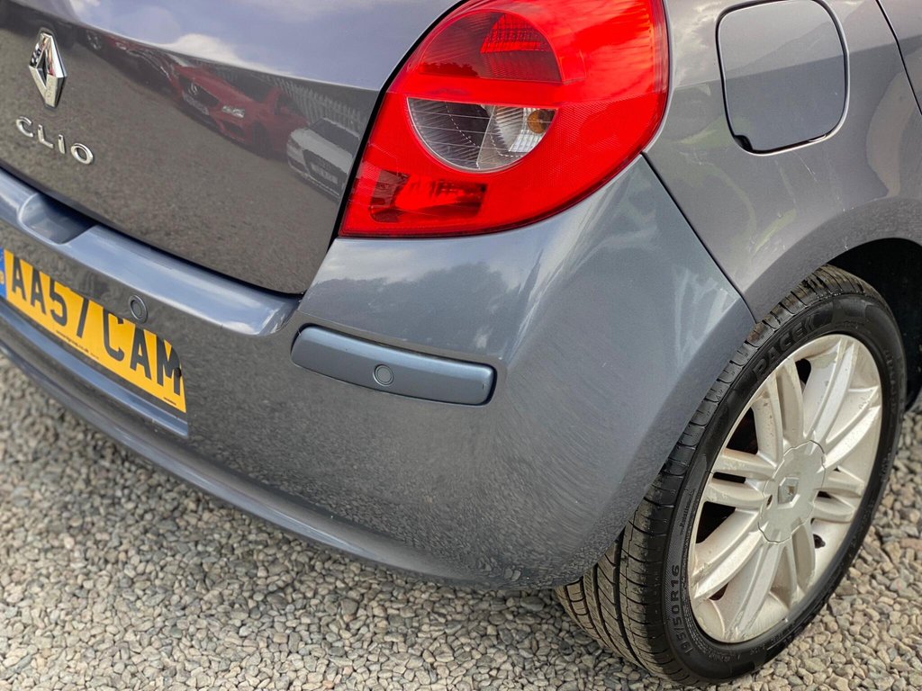 Used Renault Clio 2007 for sale - 76445817: Photo 23