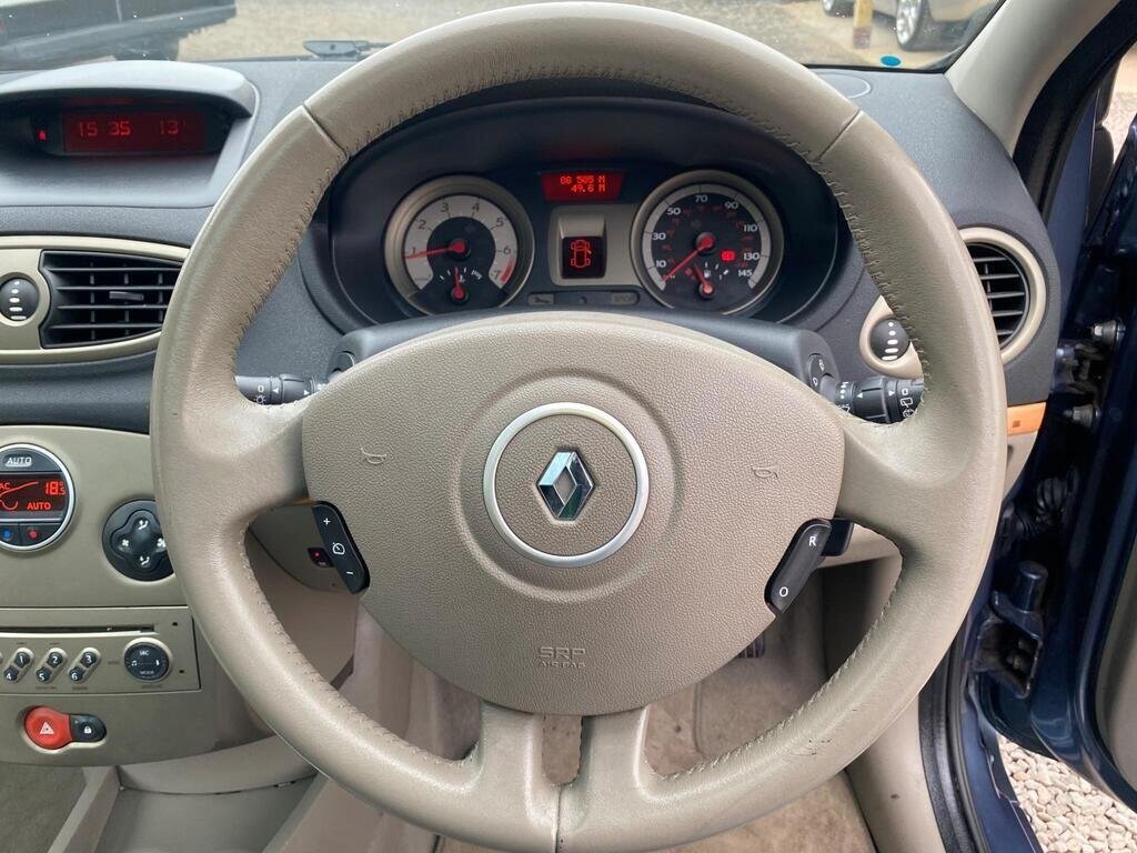 Used Renault Clio 2007 for sale - 76445817: Photo 30
