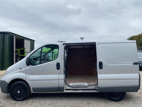 Used Vauxhall Vivaro 2011 for sale - 76229090: Photo 12