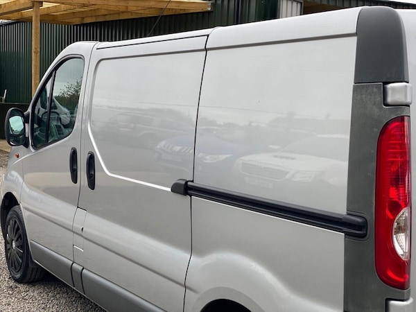 Used Vauxhall Vivaro 2011 for sale - 76229090: Photo 28