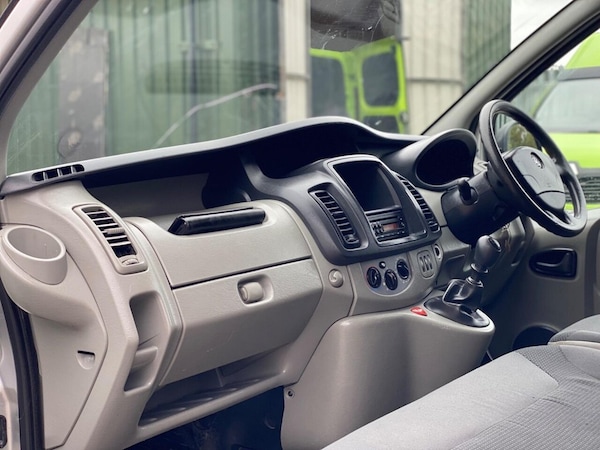 Used Vauxhall Vivaro 2011 for sale - 76229090: Photo 48