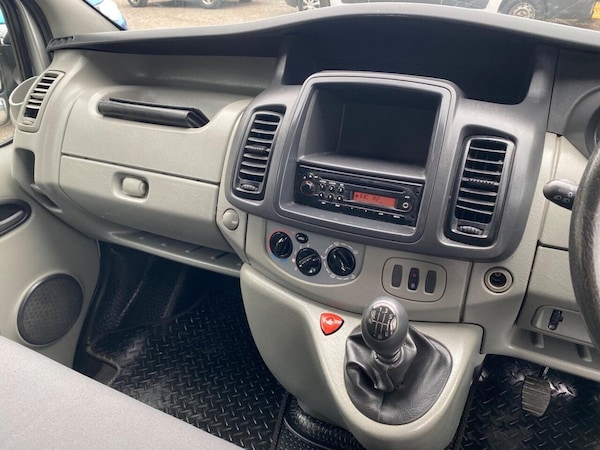 Used Vauxhall Vivaro 2011 for sale - 76229090: Photo 8