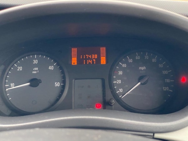 Used Vauxhall Vivaro 2011 for sale - 76229090: Photo 9