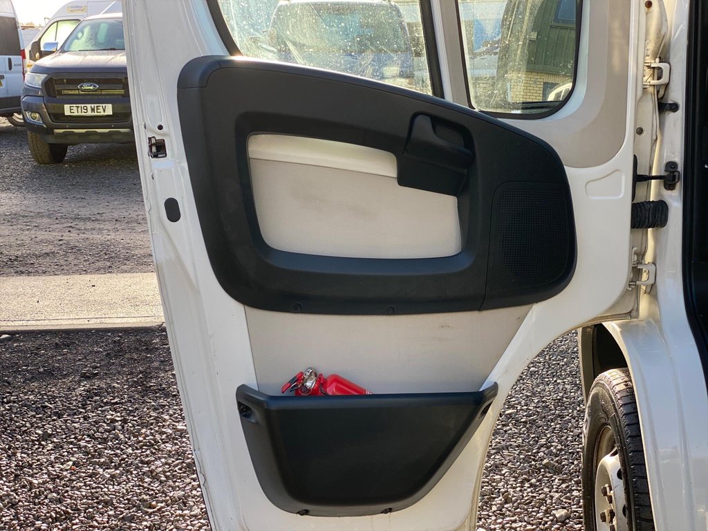 Used Citroen Relay 2025 for sale - 76740623: Photo 42