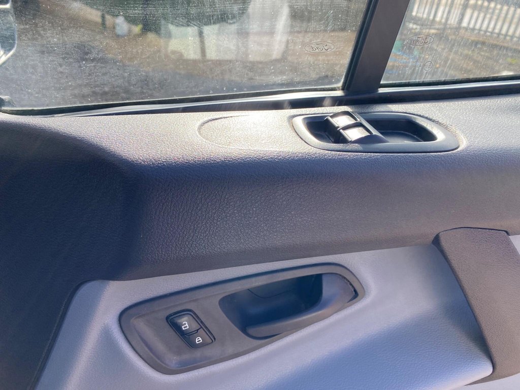 Used Ford Transit Custom 2015 for sale - 77710881: Photo 40
