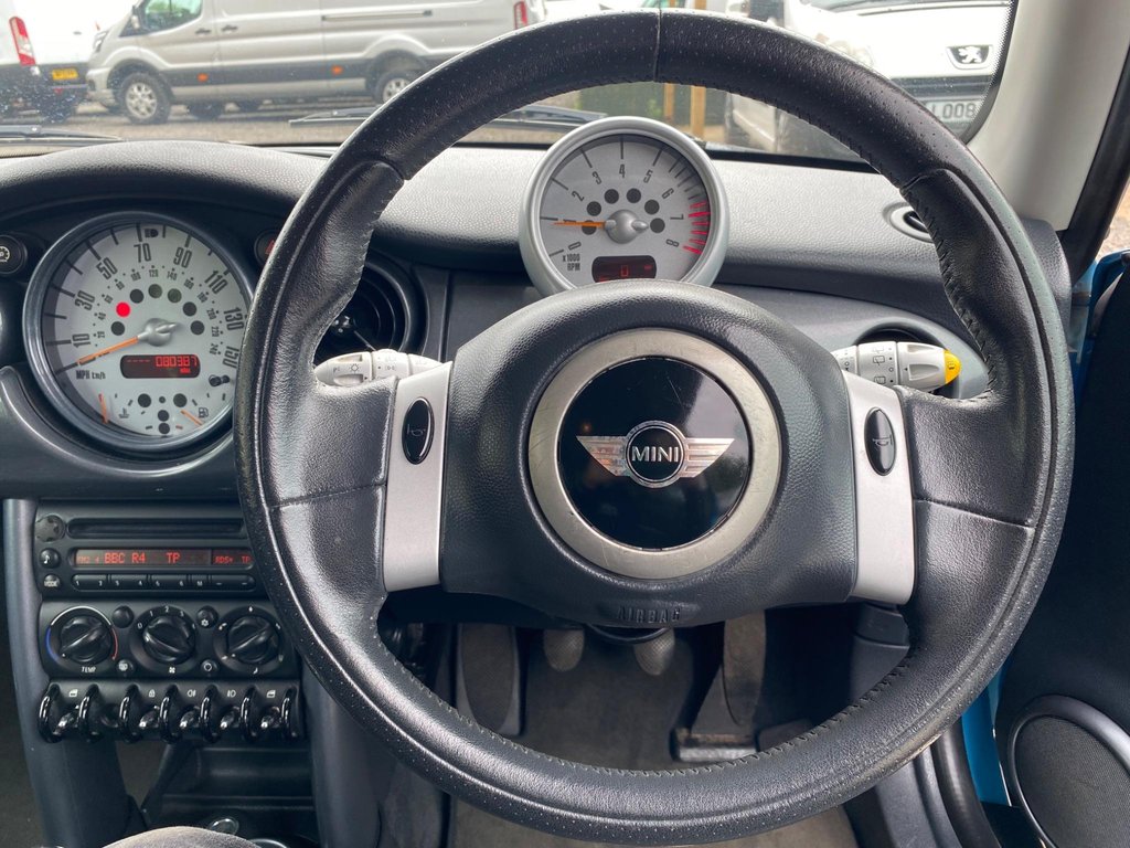 Used MINI Hatch 2005 for sale - 77733915: Photo 37