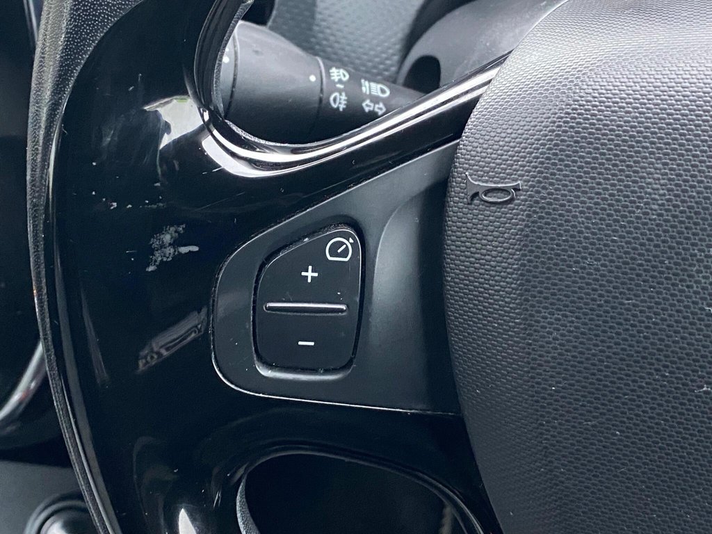 Used Renault Captur 2013 for sale - 77470503: Photo 37