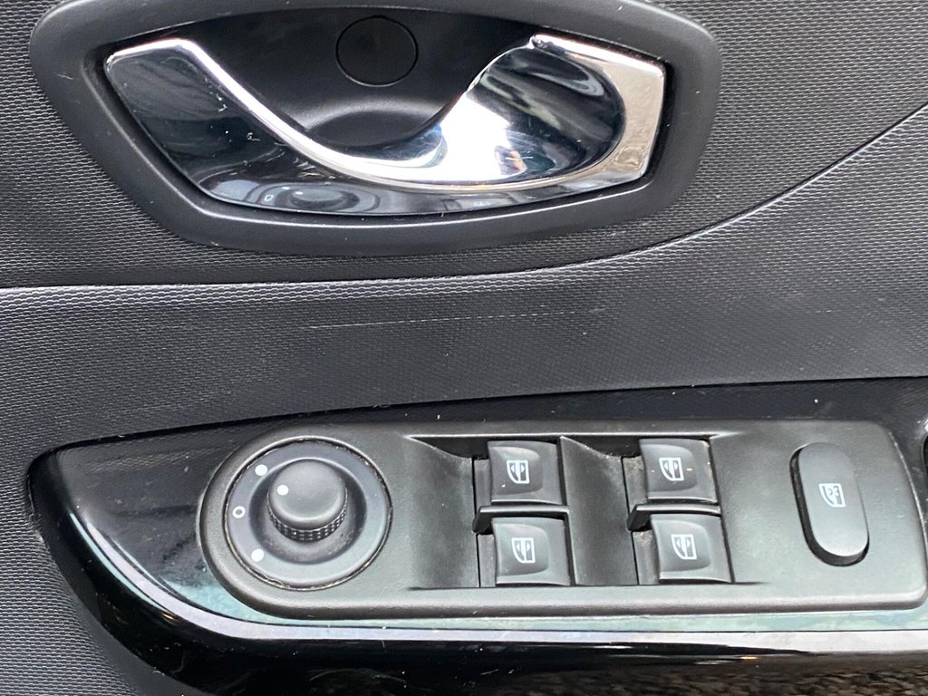 Used Renault Captur 2013 for sale - 77470503: Photo 42