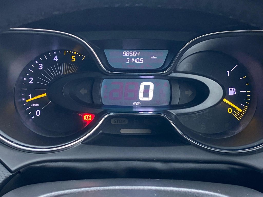 Used Renault Captur 2013 for sale - 77470503: Photo 9