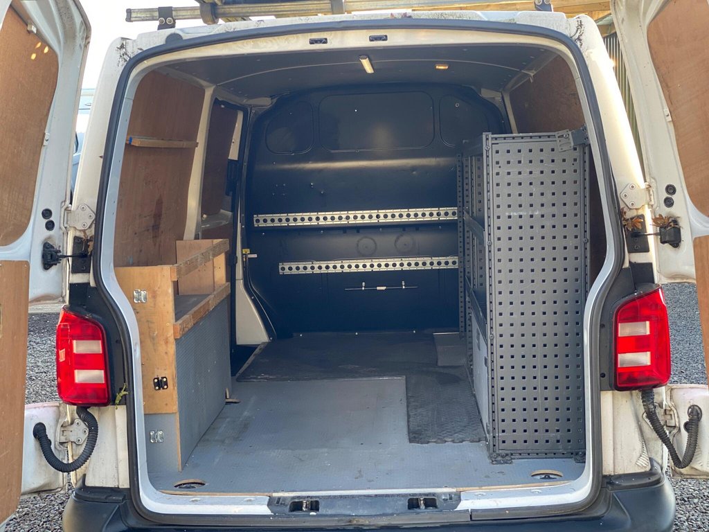 Used Volkswagen Transporter 2016 for sale - 77080575: Photo 11