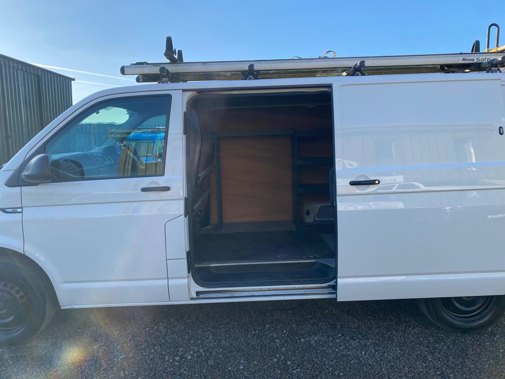 Used Volkswagen Transporter 2016 for sale - 77080575: Photo 13