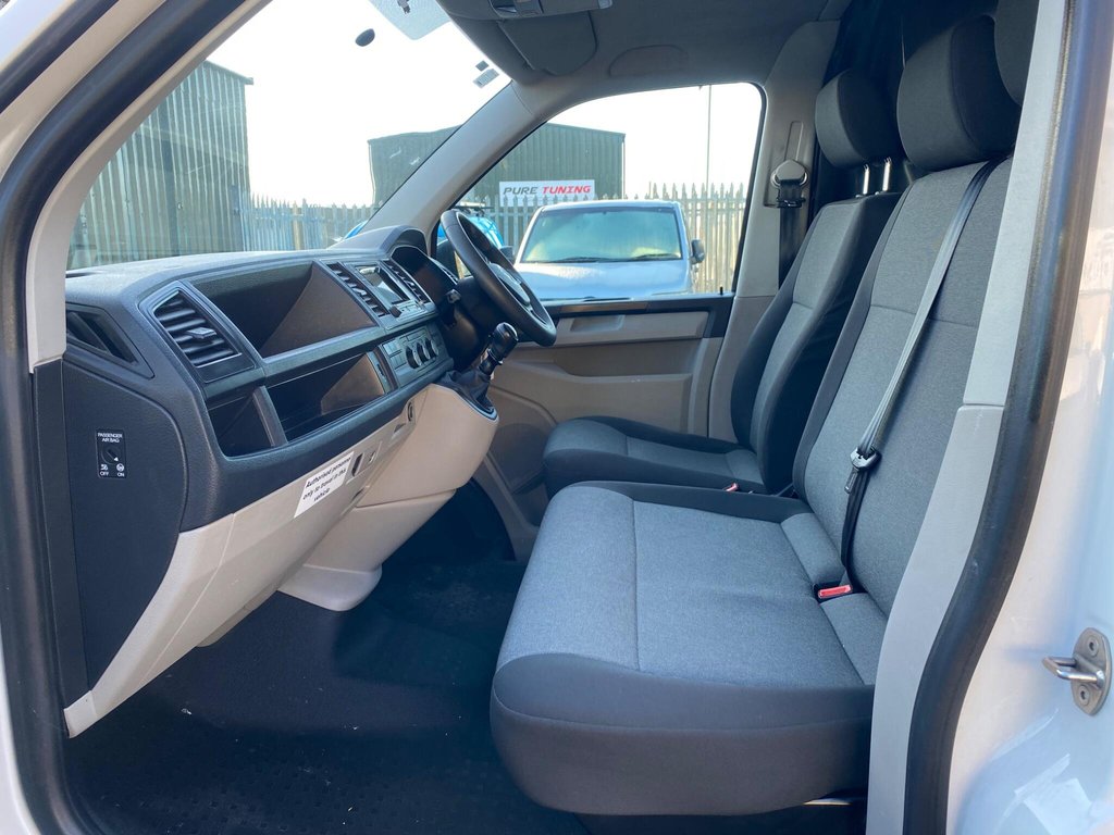 Used Volkswagen Transporter 2016 for sale - 77080575: Photo 17
