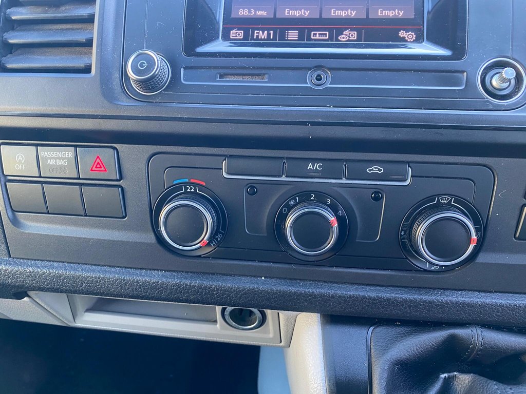 Used Volkswagen Transporter 2016 for sale - 77080575: Photo 36