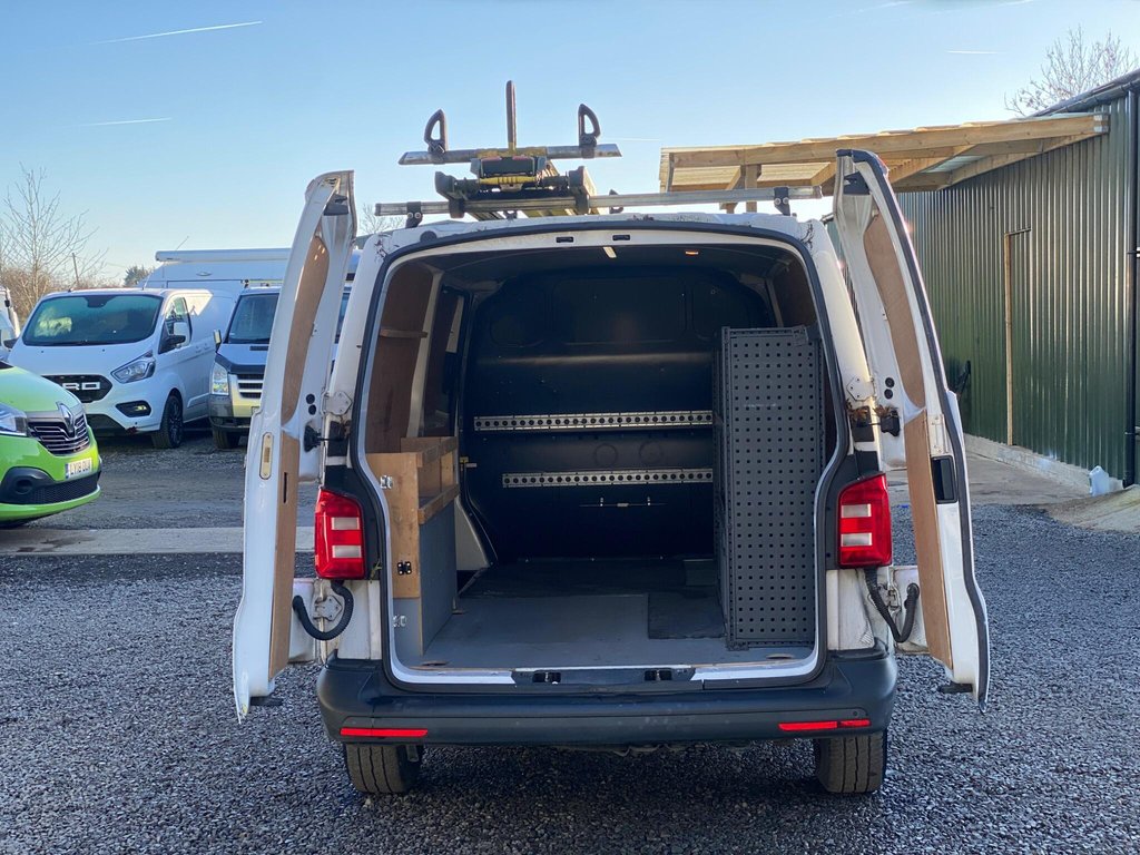 Used Volkswagen Transporter 2016 for sale - 77080575: Photo 44