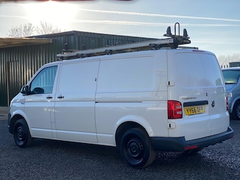 Used Volkswagen Transporter 2016 for sale - 77080575: Photo