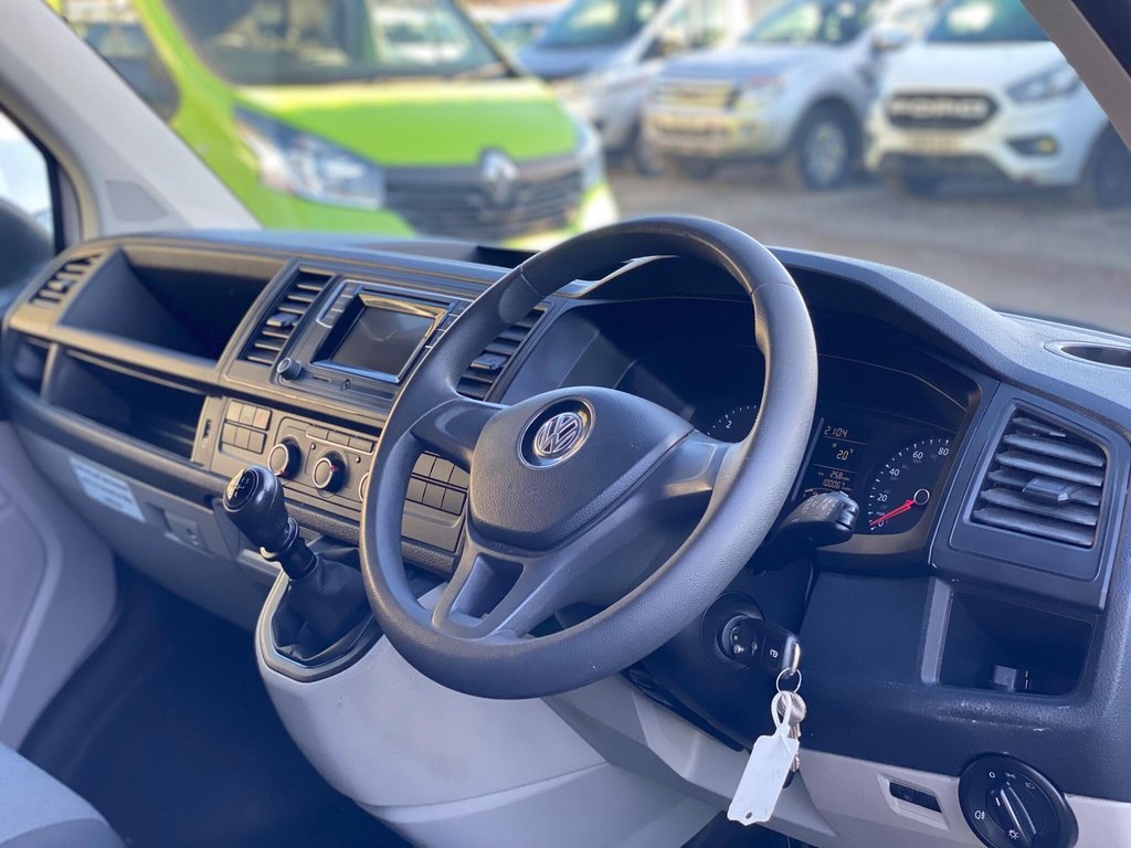 Used Volkswagen Transporter 2016 for sale - 77080575: Photo 6