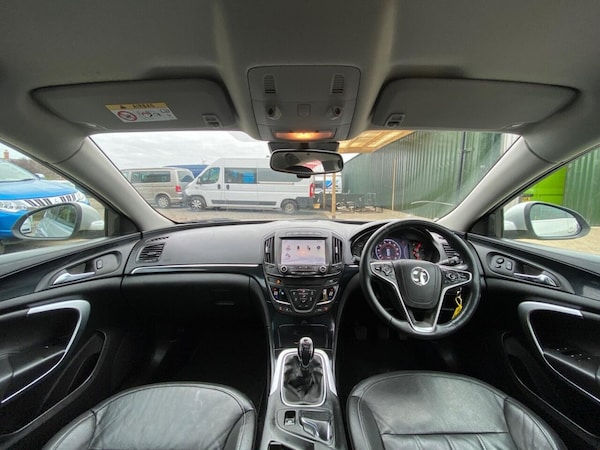 Used Vauxhall Insignia 2014 for sale - 76303848: Photo 9
