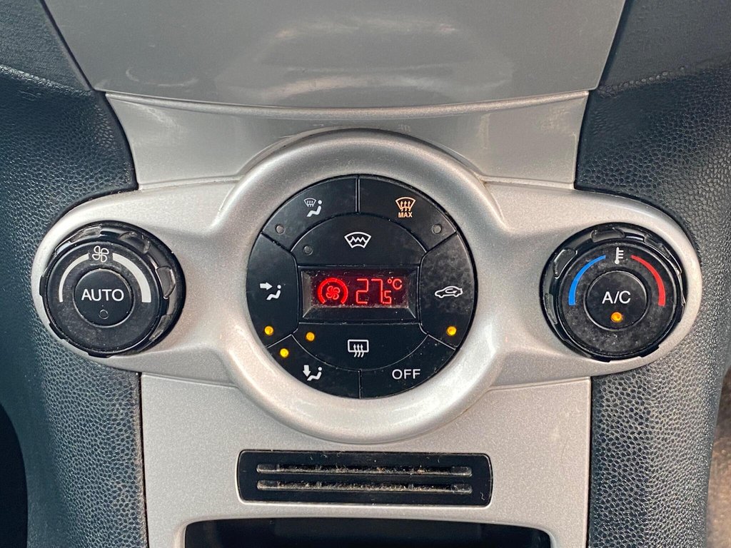 Used Ford Fiesta 2011 for sale - 76327886: Photo 30