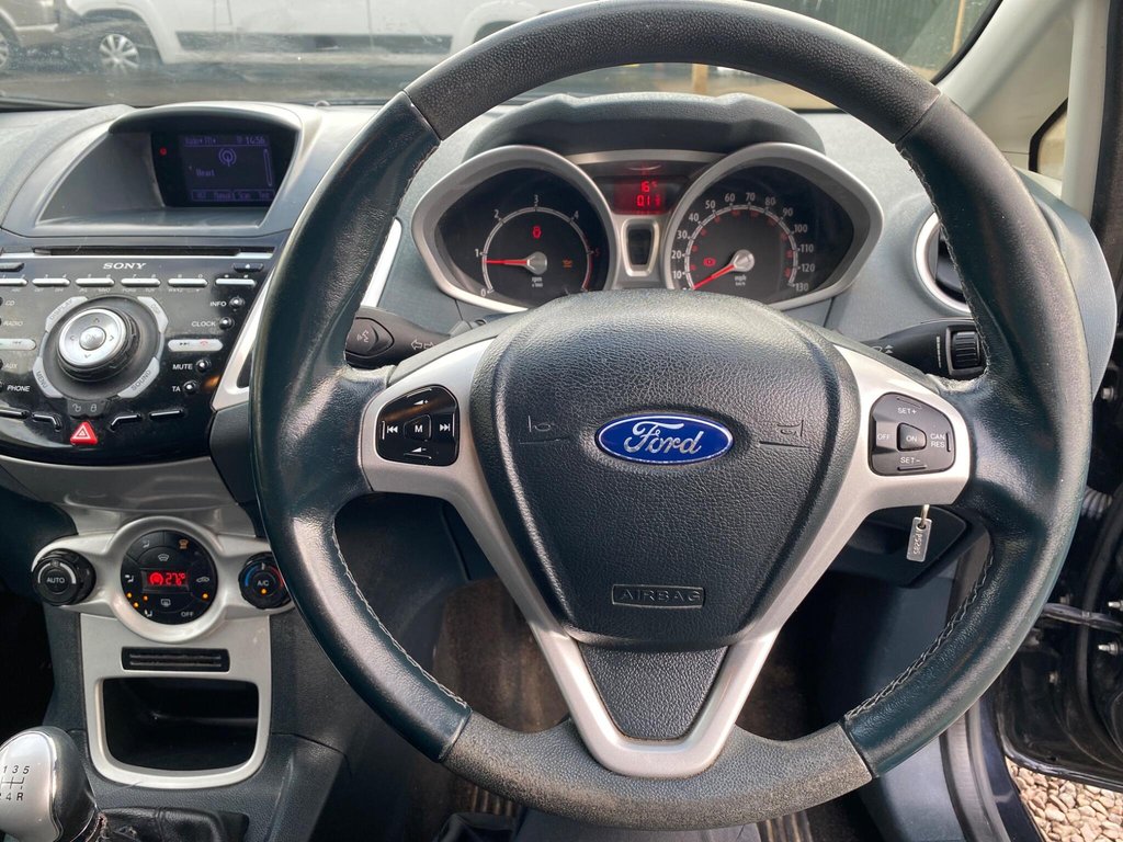 Used Ford Fiesta 2011 for sale - 76327886: Photo 31