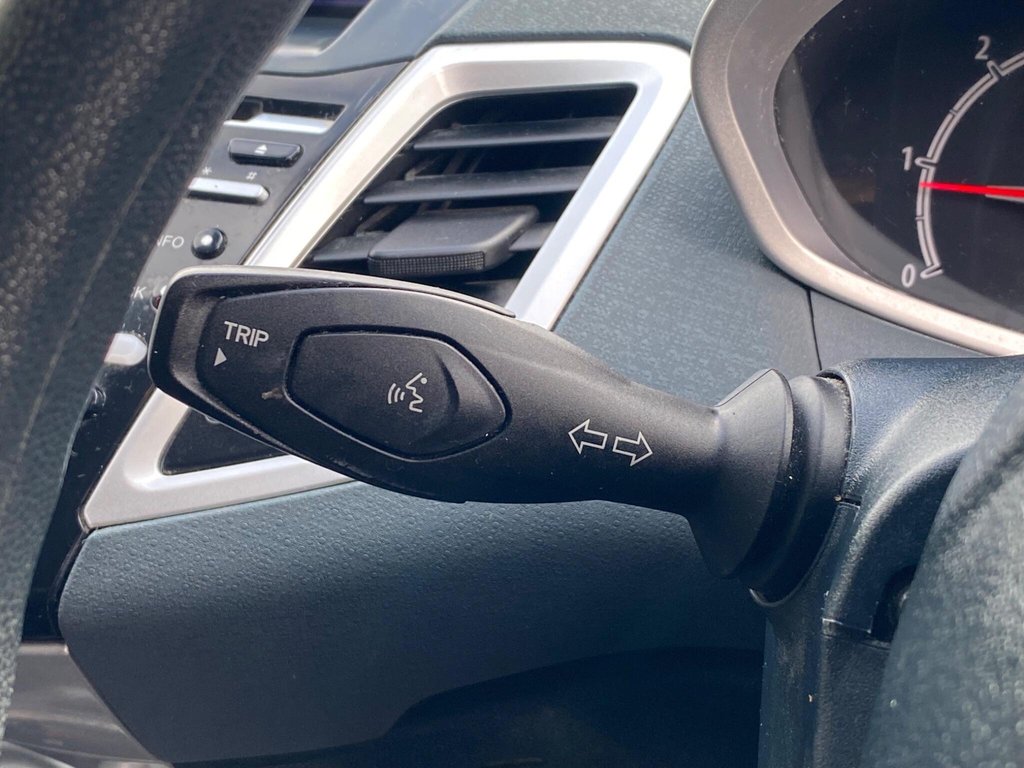 Used Ford Fiesta 2011 for sale - 76327886: Photo 33