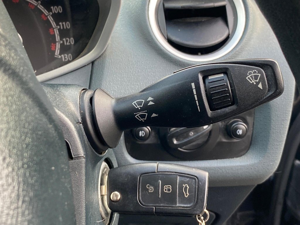 Used Ford Fiesta 2011 for sale - 76327886: Photo 34