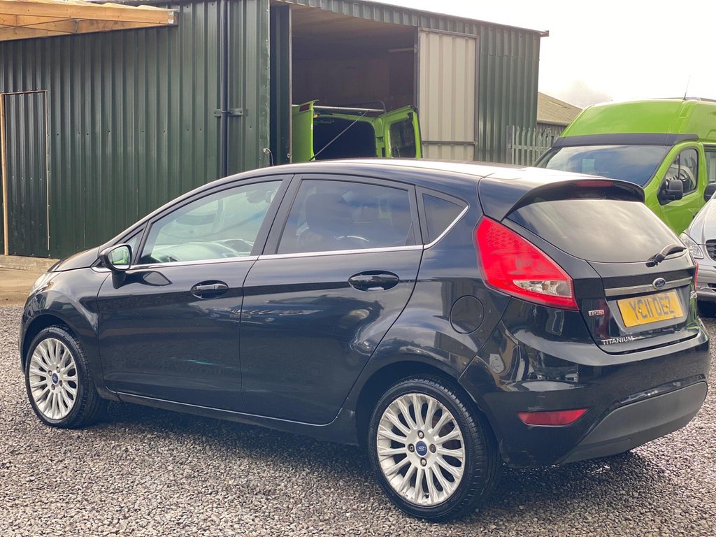 Used Ford Fiesta 2011 for sale - 76327886: Photo 4