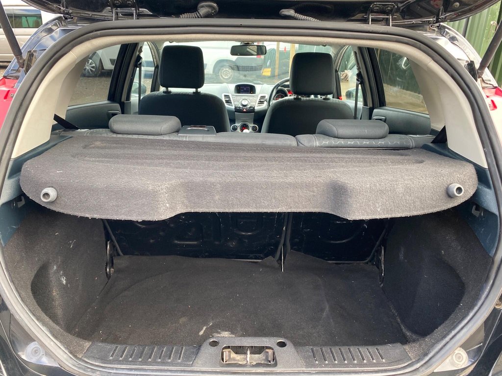 Used Ford Fiesta 2011 for sale - 76327886: Photo 41