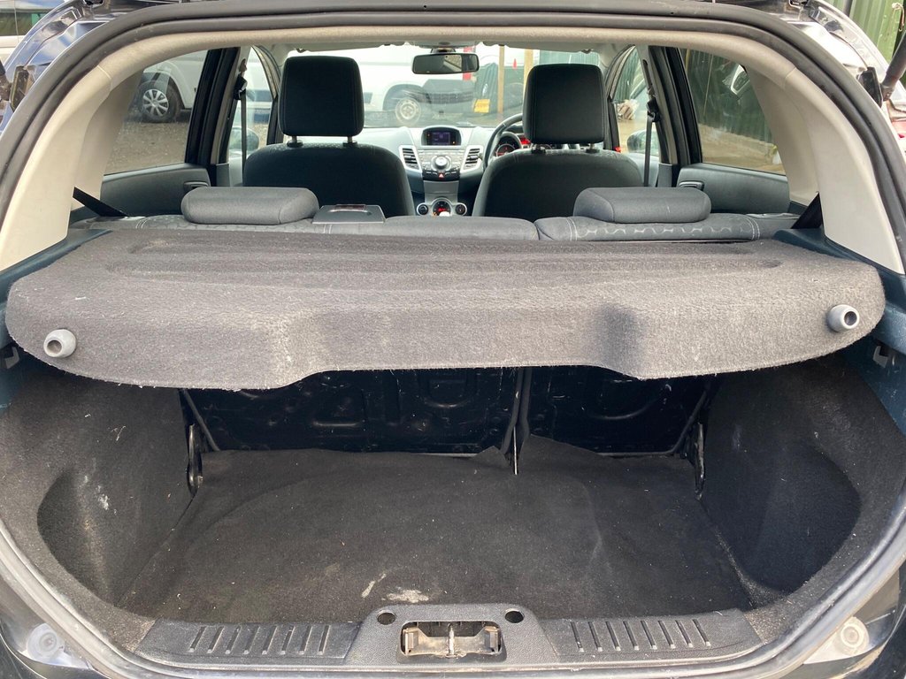 Used Ford Fiesta 2011 for sale - 76327886: Photo 42