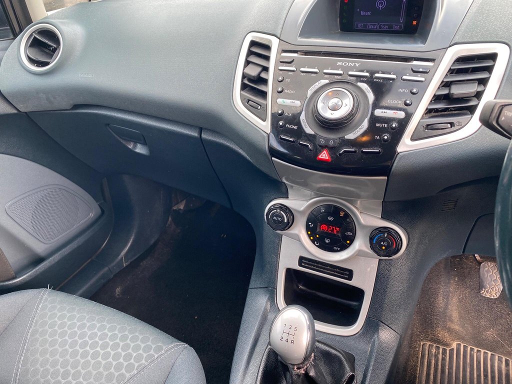 Used Ford Fiesta 2011 for sale - 76327886: Photo 8