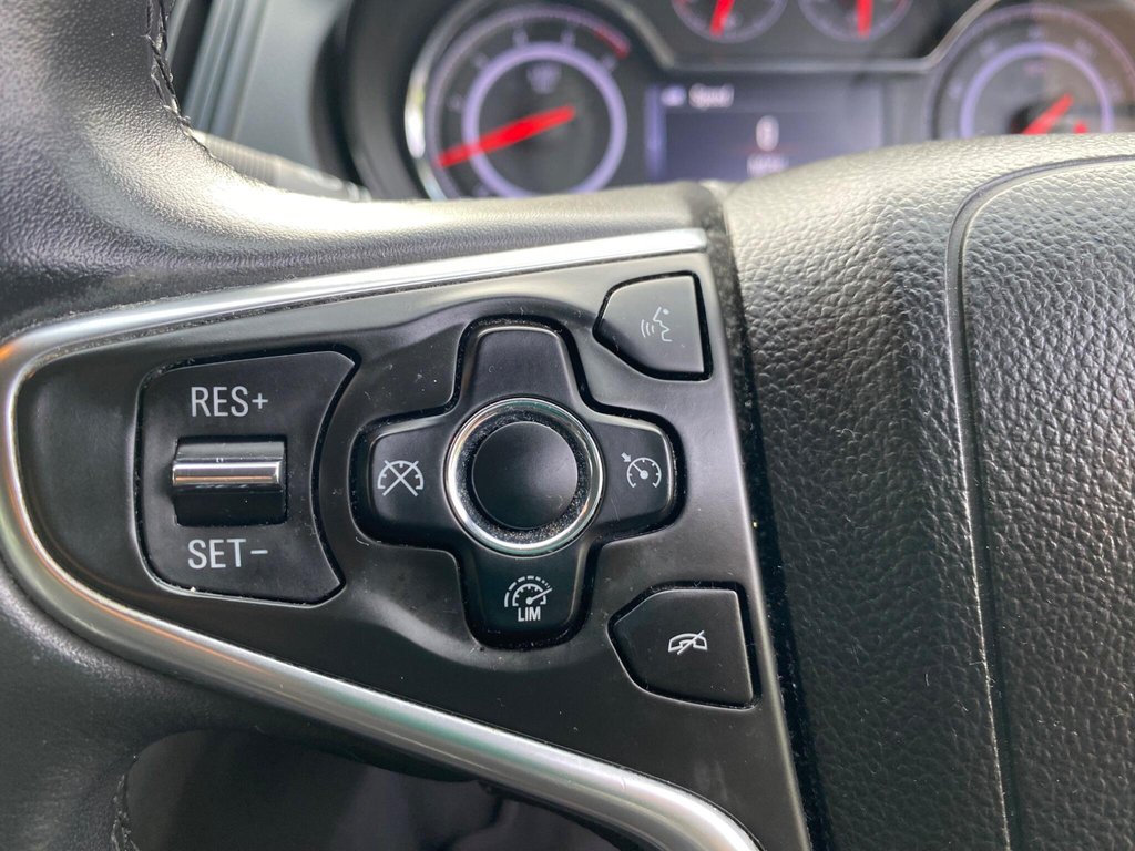 Used Vauxhall Insignia 2015 for sale - 76552089: Photo 39