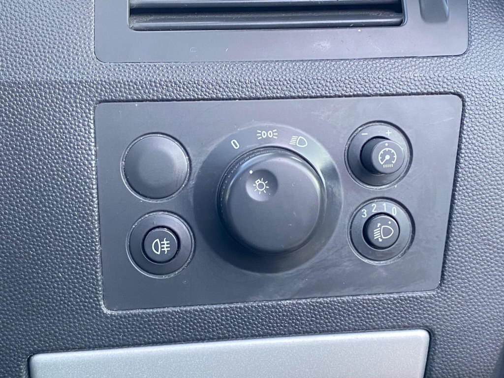 Used Vauxhall Zafira 2013 for sale - 77525848: Photo 42