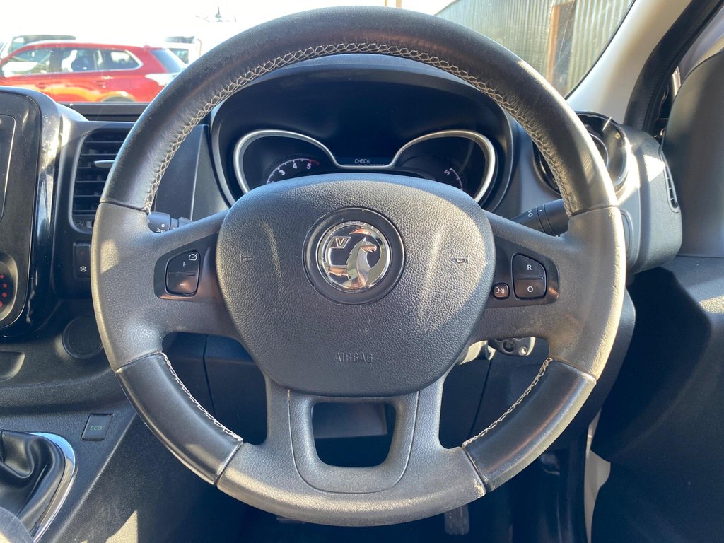 Used Vauxhall Vivaro 2015 for sale - 77920065: Photo 37