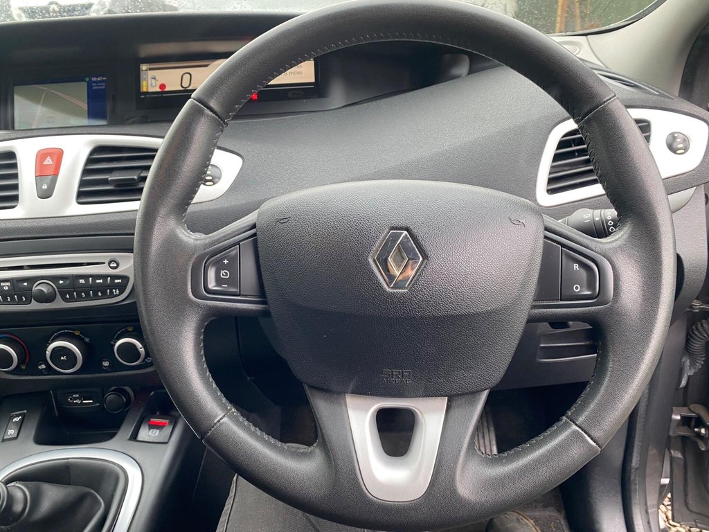 Used Renault Scenic 2011 for sale - 77525815: Photo 10