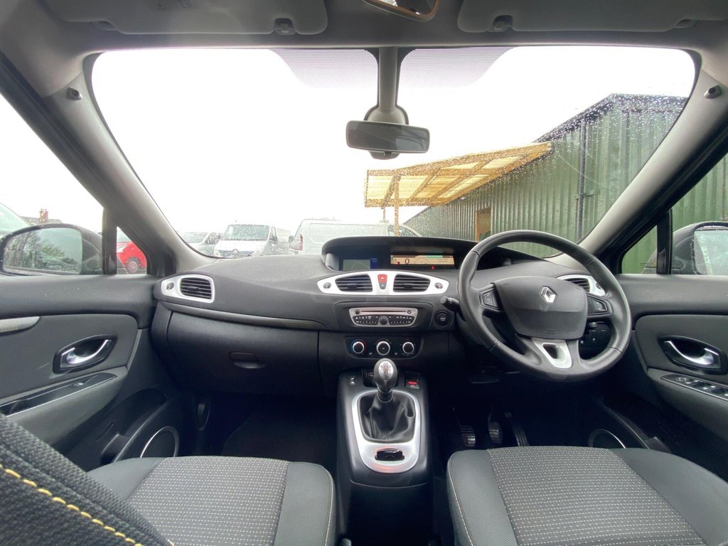 Used Renault Scenic 2011 for sale - 77525815: Photo 11