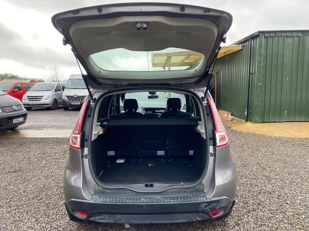 Used Renault Scenic 2011 for sale - 77525815: Photo 13