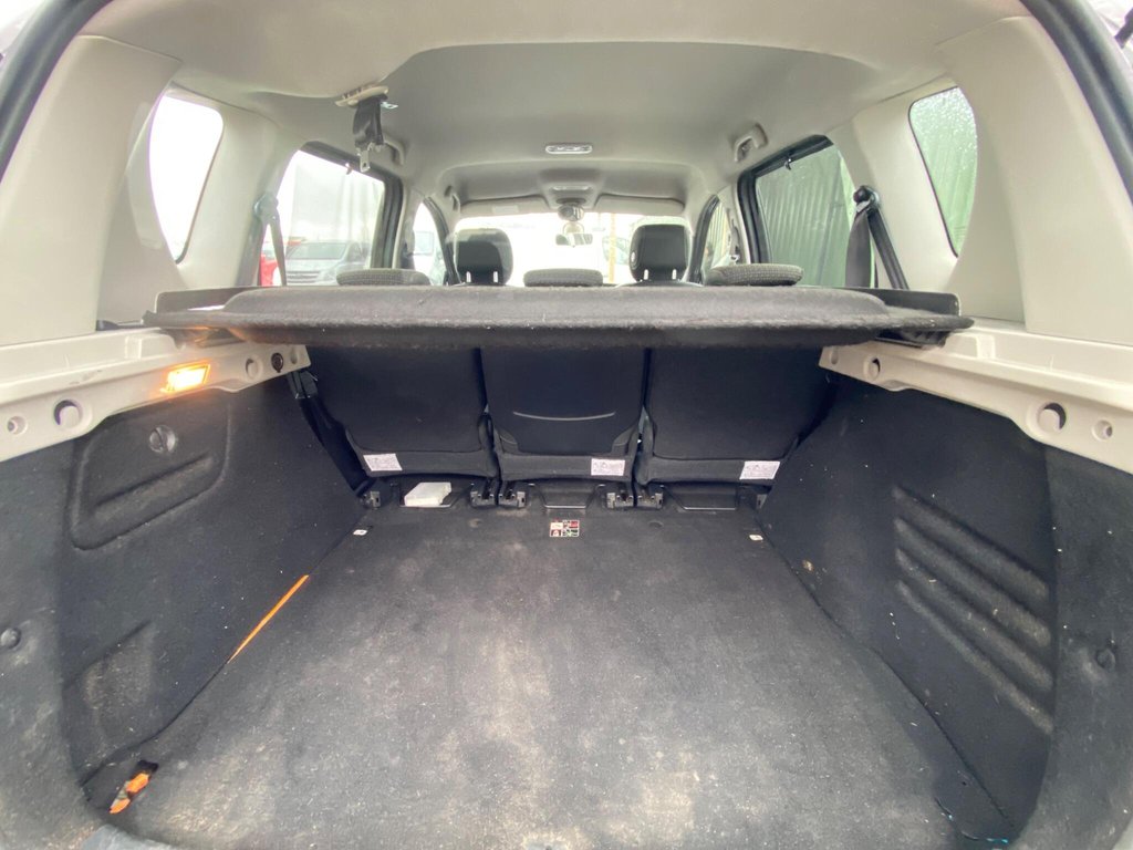 Used Renault Scenic 2011 for sale - 77525815: Photo 15