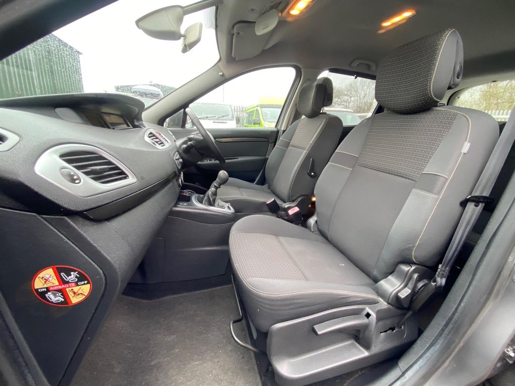 Used Renault Scenic 2011 for sale - 77525815: Photo 17