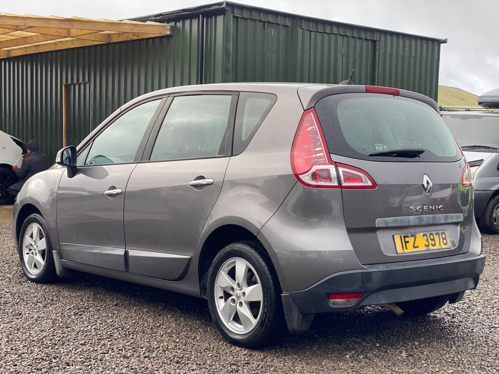 Used Renault Scenic 2011 for sale - 77525815: Photo 4