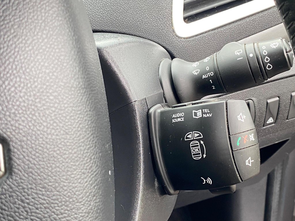 Used Renault Scenic 2011 for sale - 77525815: Photo 43