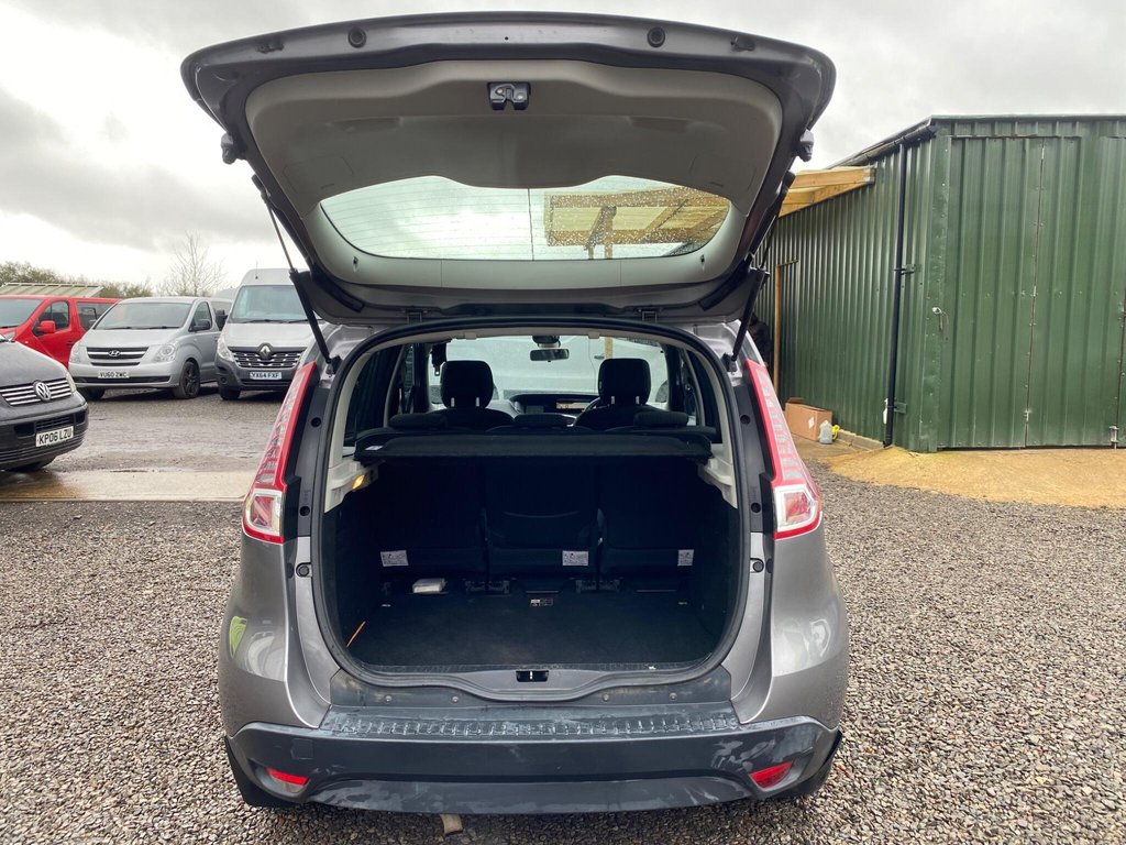 Used Renault Scenic 2011 for sale - 77525815: Photo 50