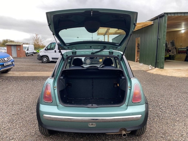 Used MINI Hatch 2002 for sale - 76261308: Photo 47