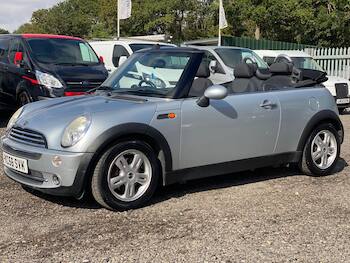Used MINI Convertible 2006 for sale - 79688919: Photo