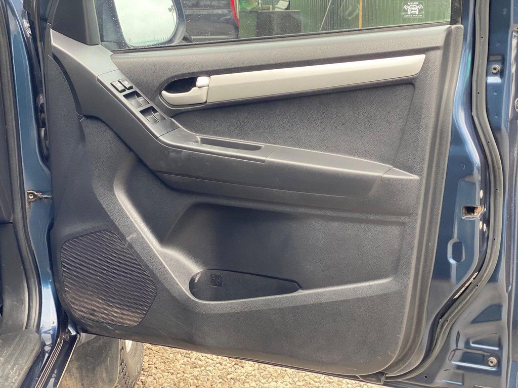 Used Isuzu D-Max 2013 for sale - 78044248: Photo 42