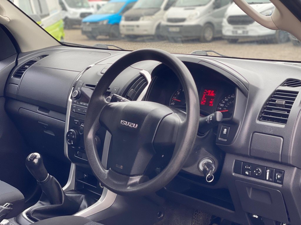 Used Isuzu D-Max 2013 for sale - 78044248: Photo 8