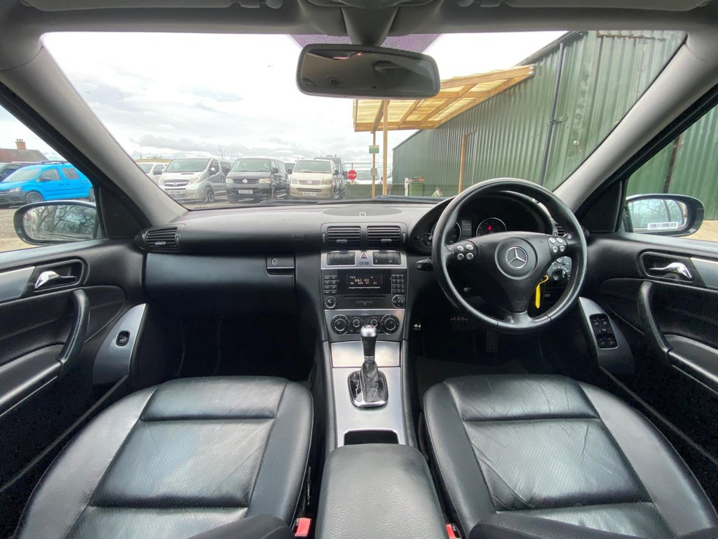 Used Mercedes-Benz C Class 2006 for sale - 77693071: Photo 11