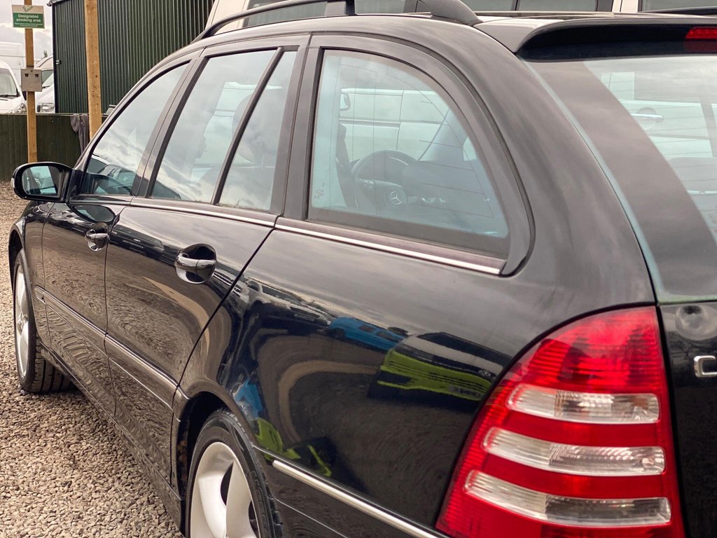 Used Mercedes-Benz C Class 2006 for sale - 77693071: Photo 30